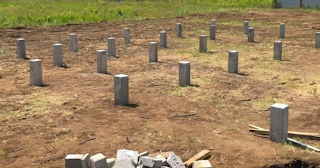 Фундамент на забивных жб сваях под ключ в Алапаевске - фундамент из забивных железобетонных свай цена от 3181 руб/м2